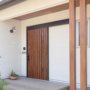 タモの綺麗な木目と和のヒュッゲインテリア