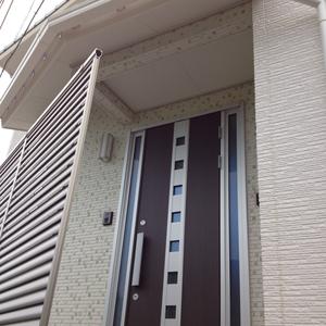 こだわり30坪のモダンカフェ