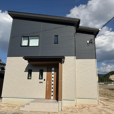 ナチュラルモダンなコンパクトハウス